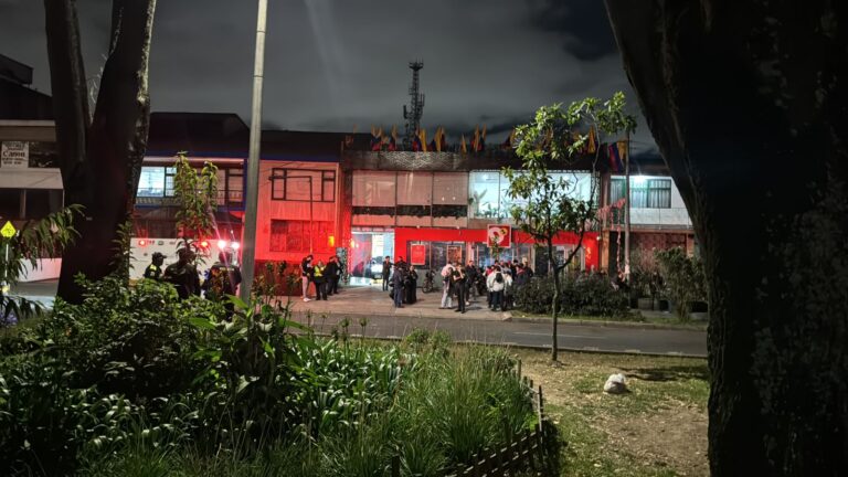 Tensión política en Bogotá: videos muestran confrontación verbal entre simpatizantes en Teusaquillo