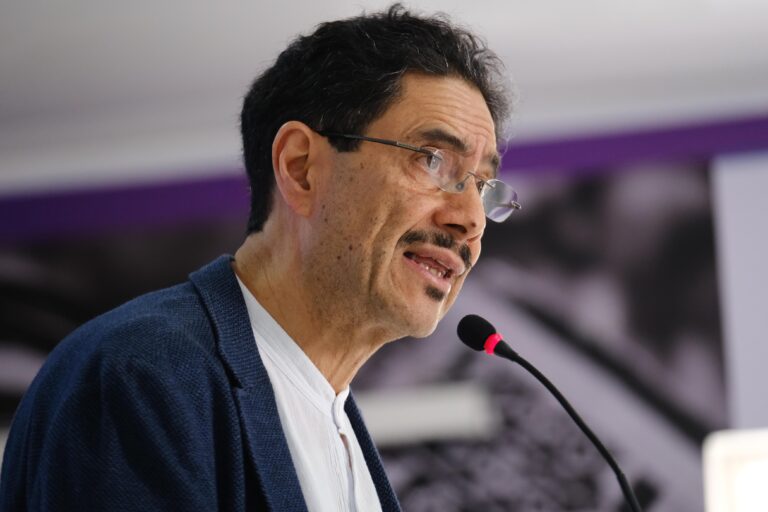 Iván Cepeda anuncia que promoverá desobediencia civil pacífica si no se aclaran señalamientos sobre el presidente electo