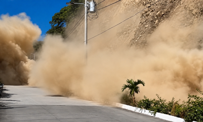 Sismo de magnitud 7,4 sacude el sur de México y activa protocolos de emergencia en la región